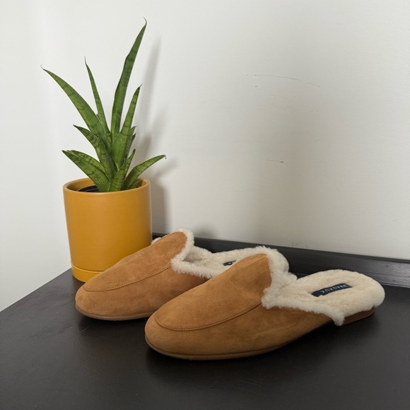 Margaux tan suede shearling mule flat shoes - size 8 (38) - Picture 5 of 7